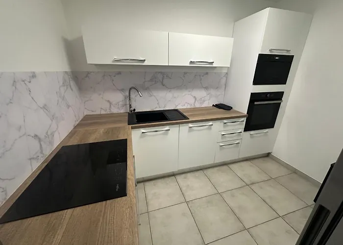 Moderne, Climatise Et Barbecue Prive * 샤토 아르노